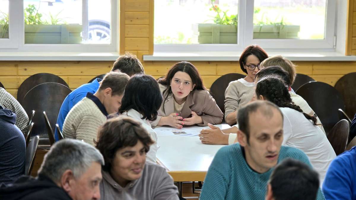 Попередження і вирішення конфліктних ситуацій: змістовний тренінг у Центрі «Парасолька»